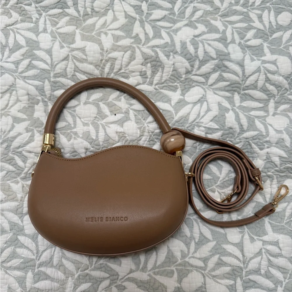 Melie Bianco Tan Shoulder Bag - Picture 2 of 4